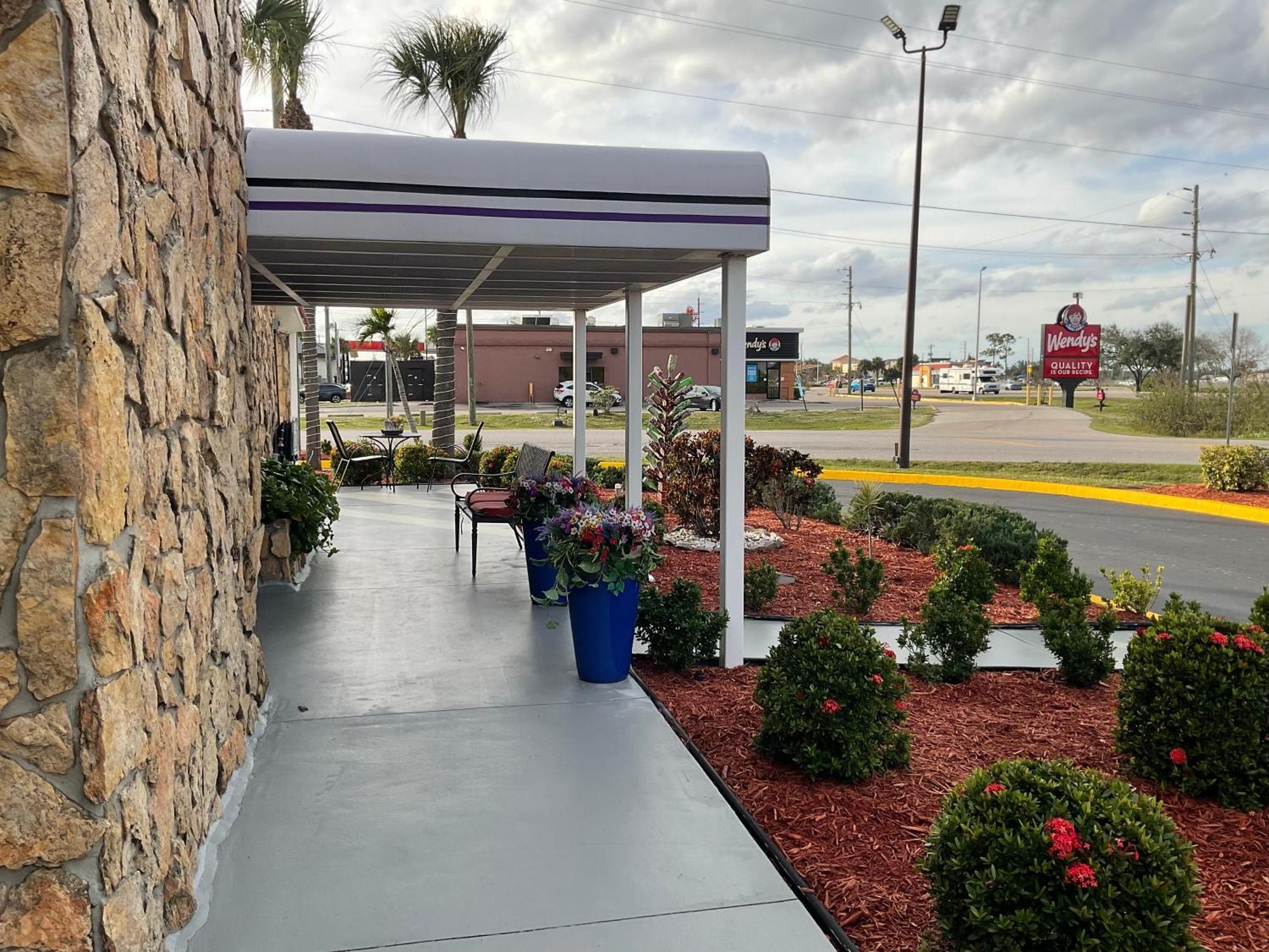 Knights Inn Punta Gorda Zewnętrze zdjęcie
