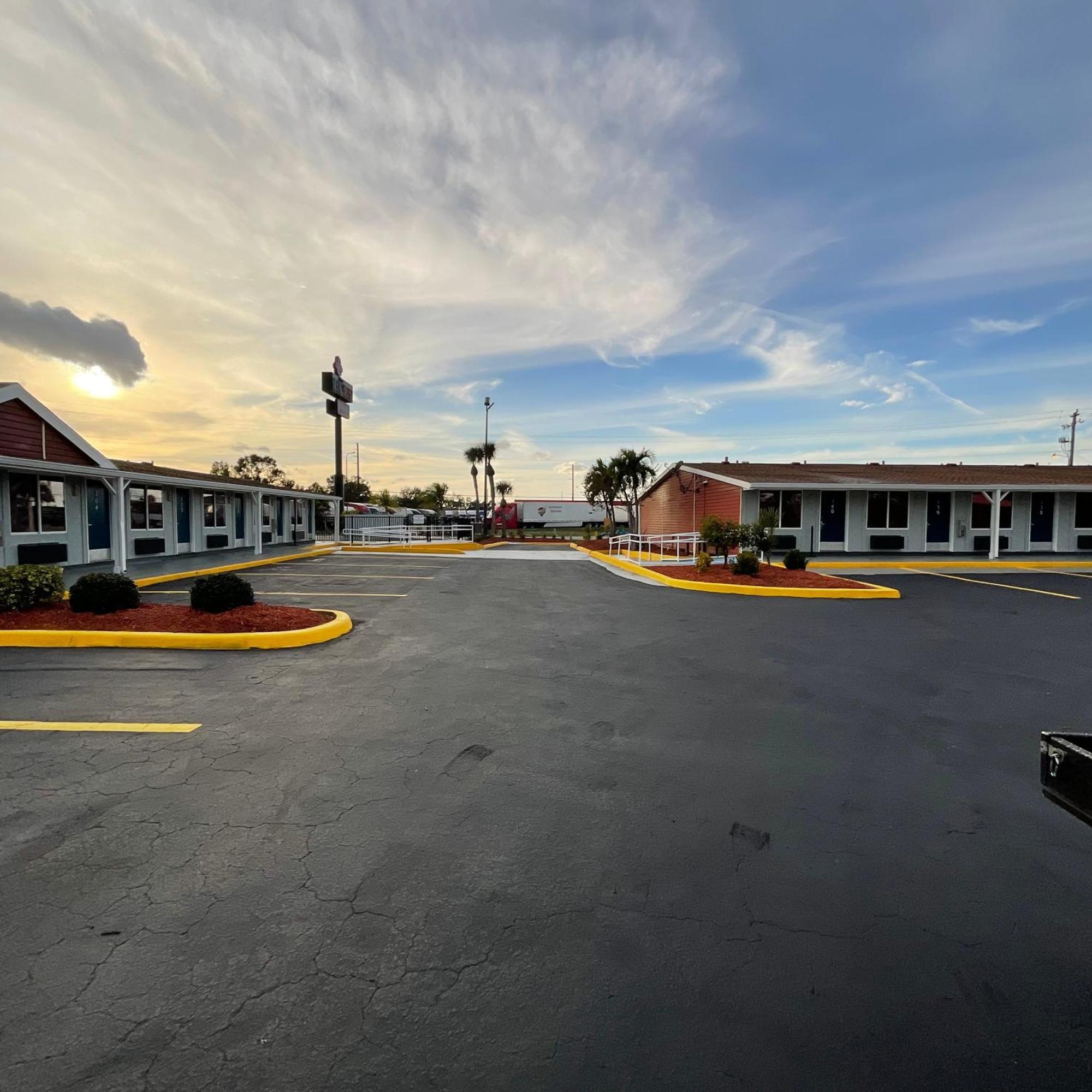 Knights Inn Punta Gorda Zewnętrze zdjęcie