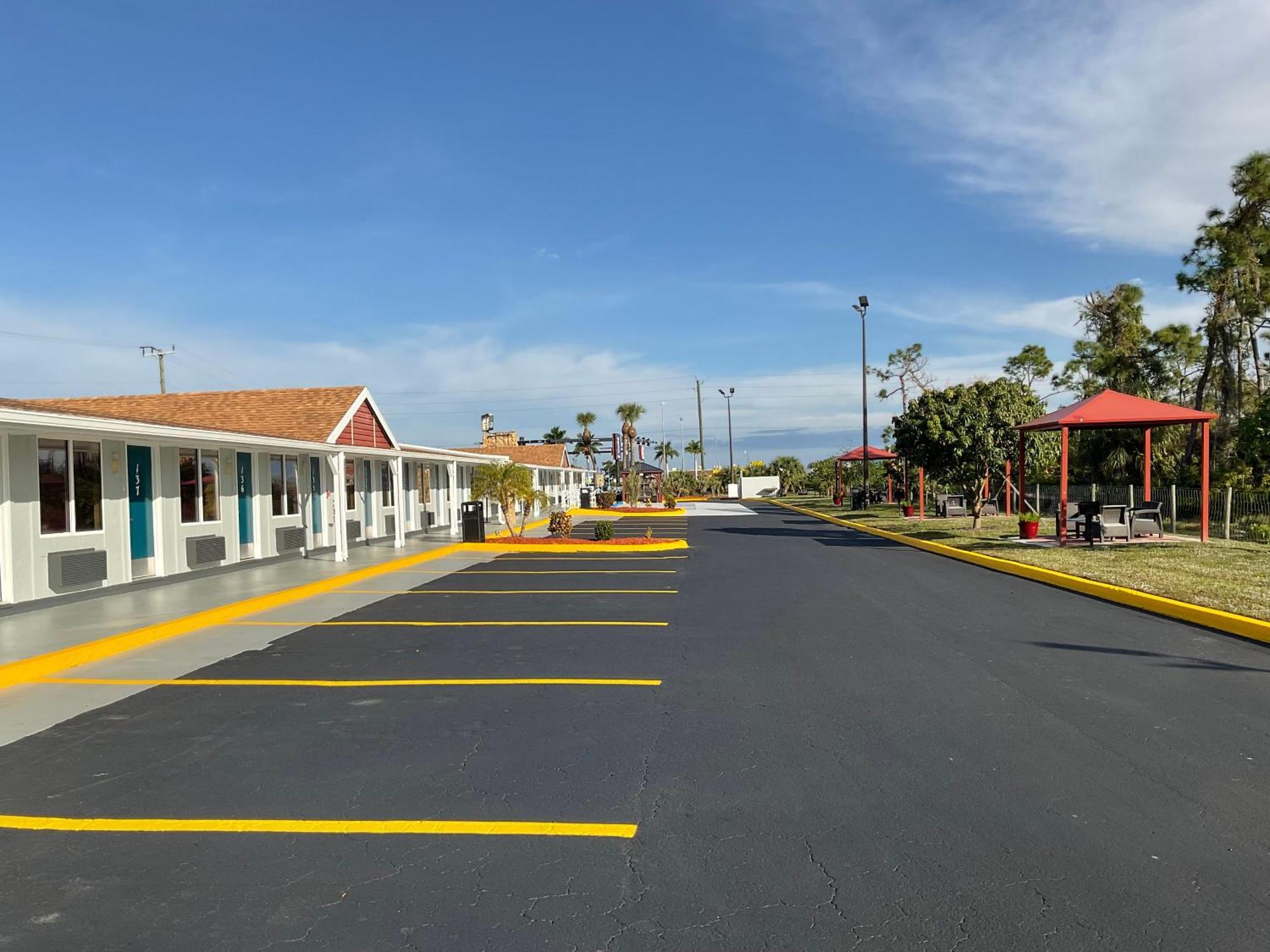 Knights Inn Punta Gorda Zewnętrze zdjęcie
