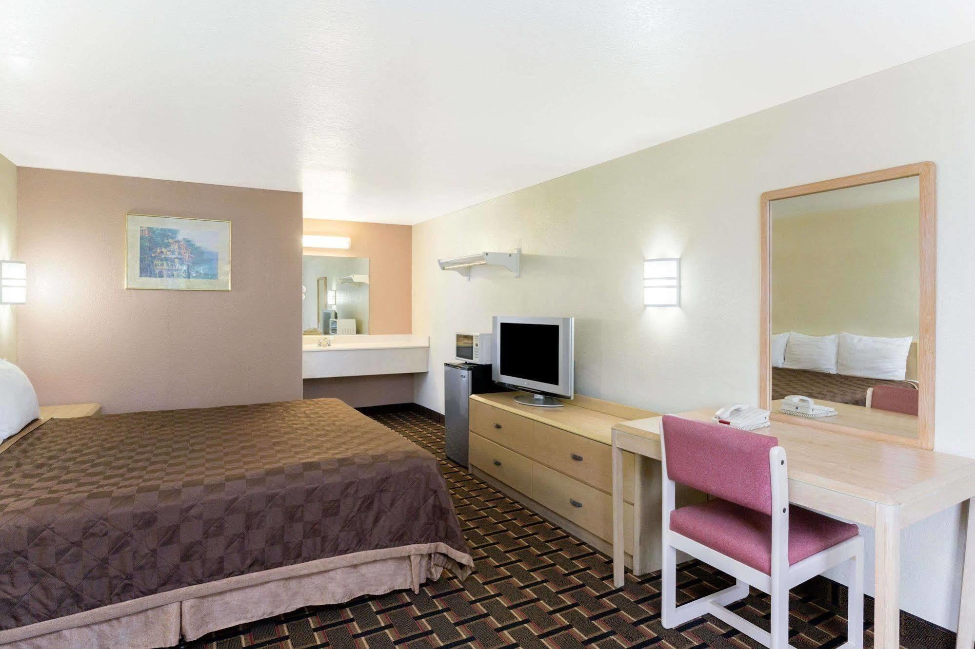 Knights Inn Punta Gorda Zewnętrze zdjęcie